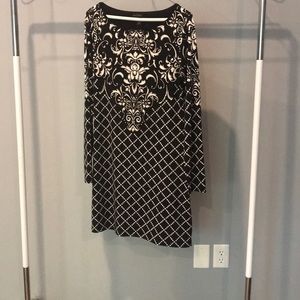 White House black market tunic